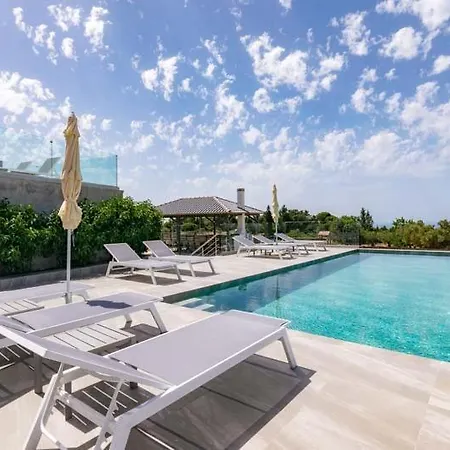 Alonaki Apartment Agios Leon