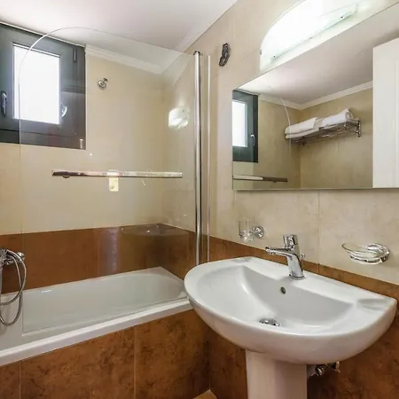 Apartment Alonaki Agios Leon
