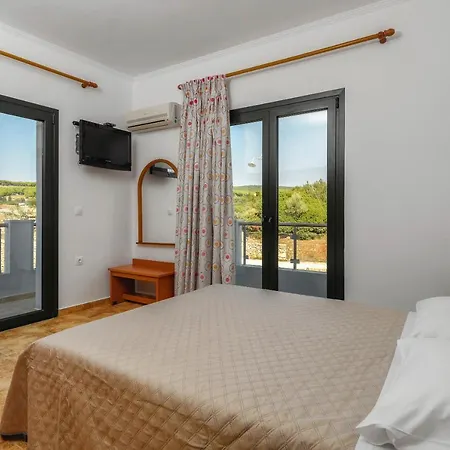 Alonaki Apartment