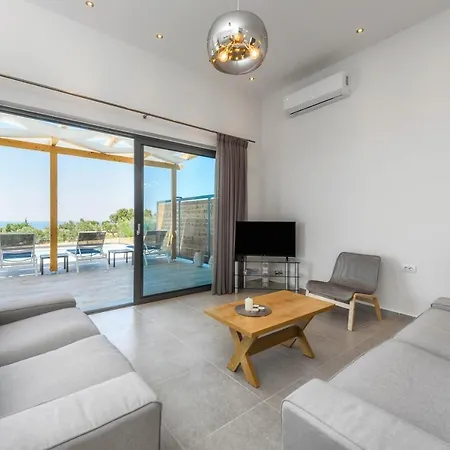 Alonaki Apartment Agios Leon