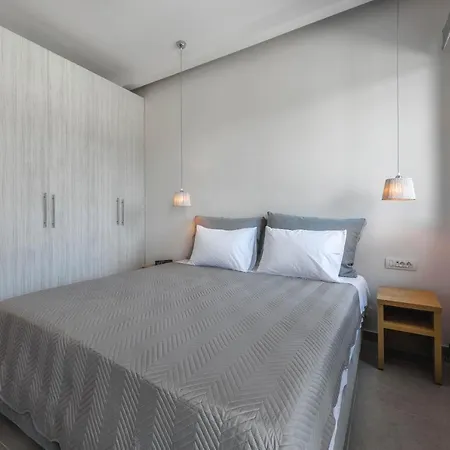 Alonaki Apartment Agios Leon